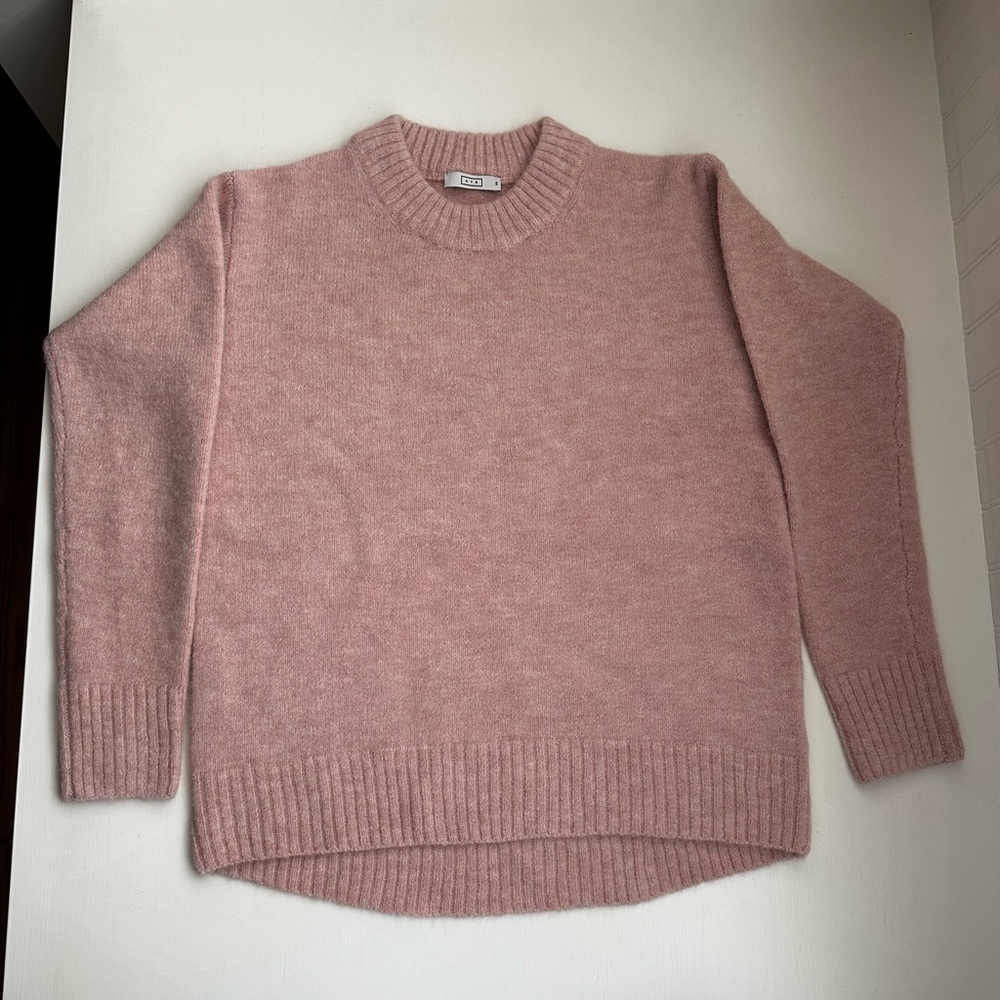 AYR.  Women’s Pullover Sweater